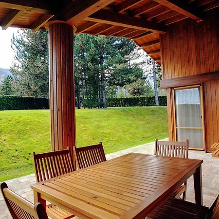 Villa Four Seasons Razlog Exterior photo