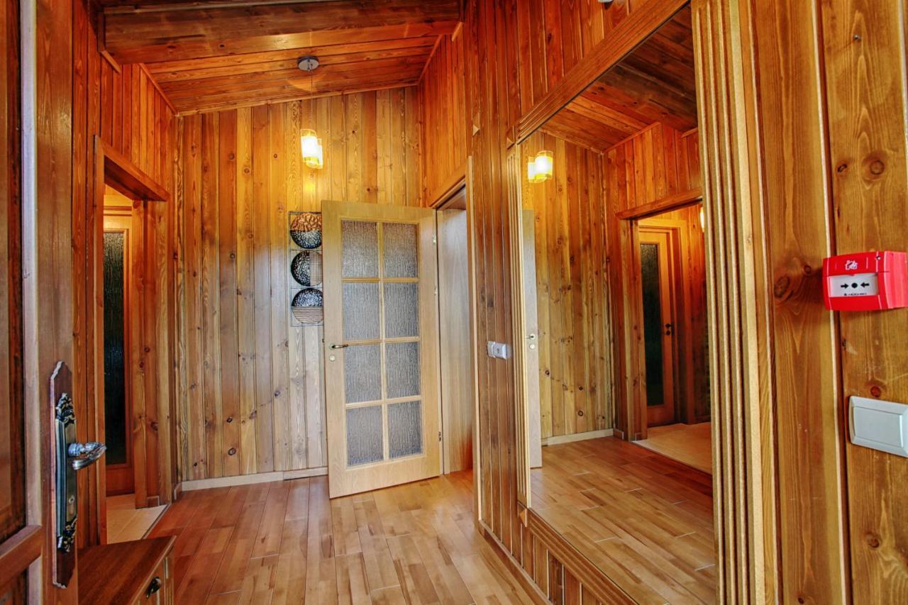 Villa Four Seasons Razlog Exterior photo